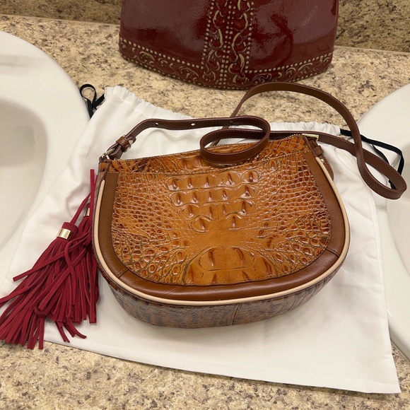 Brahmin Vanessa Crossbody - Picture 3 of 11